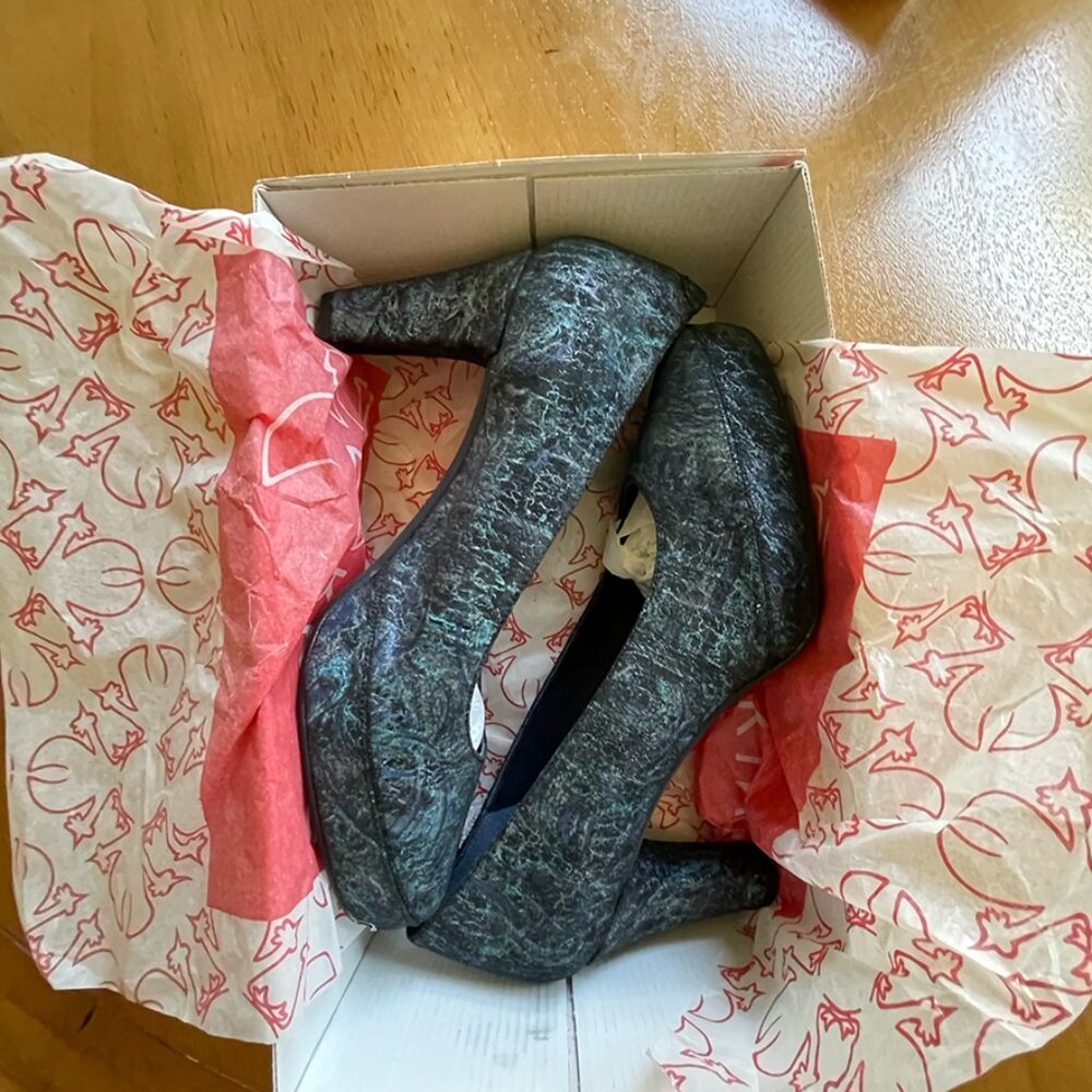 Dorking Blue Platform Heels, Sz 41/11